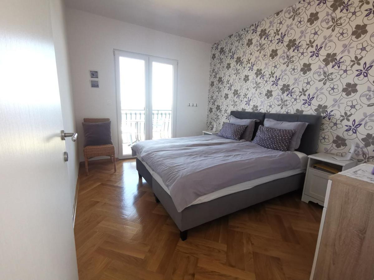 Villa Berg Maslinica Extérieur photo